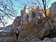 20 Andiamo a salutare al Madonnina nelle rocce del G-A-M -Ramera